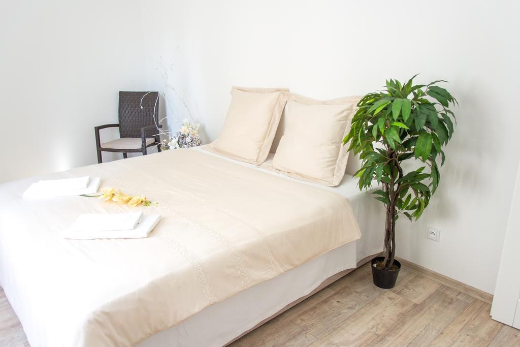 Penzion Apartmany Hradebni Uherské Hradiště Exteriör bild