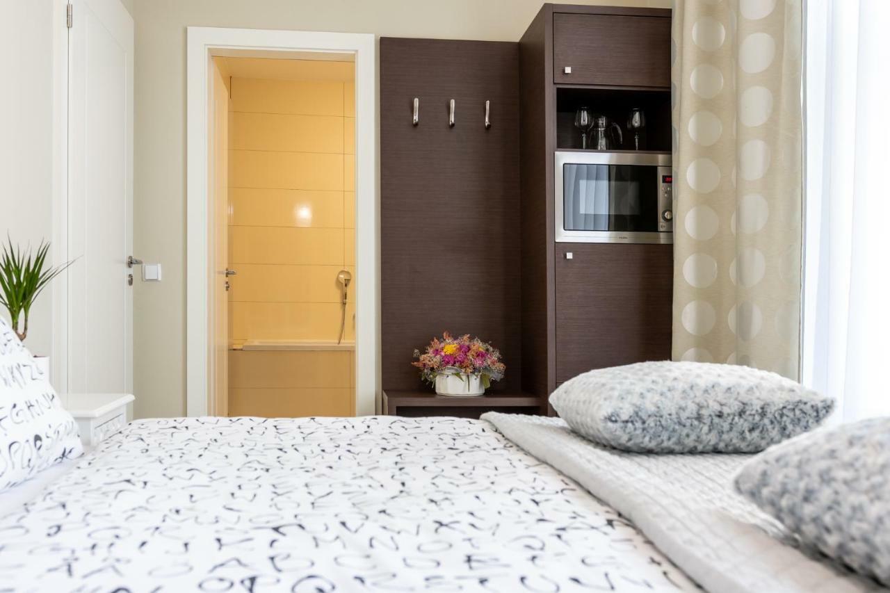 Penzion Apartmany Hradebni Uherské Hradiště Exteriör bild