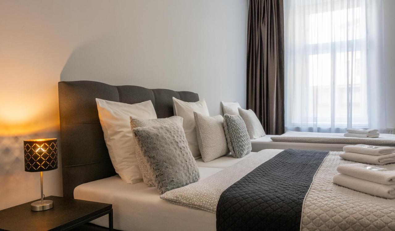 Penzion Apartmany Hradebni Uherské Hradiště Exteriör bild