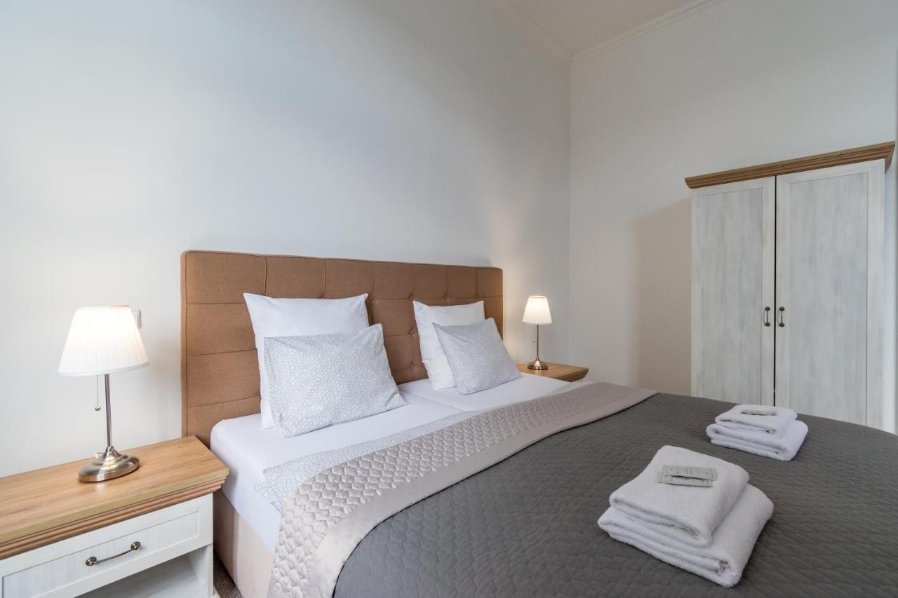 Penzion Apartmany Hradebni Uherské Hradiště Exteriör bild